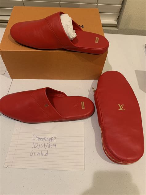 lv supreme portefeuille|supreme louis vuitton slippers.